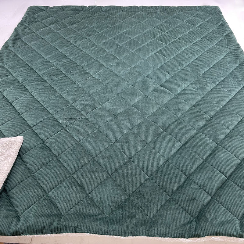 Polyester Manchester Quilt Set